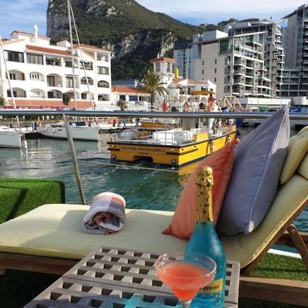 Jasmine Coral Jay Boutique Boatel Ocean Village Gibraltár Kültér fotó