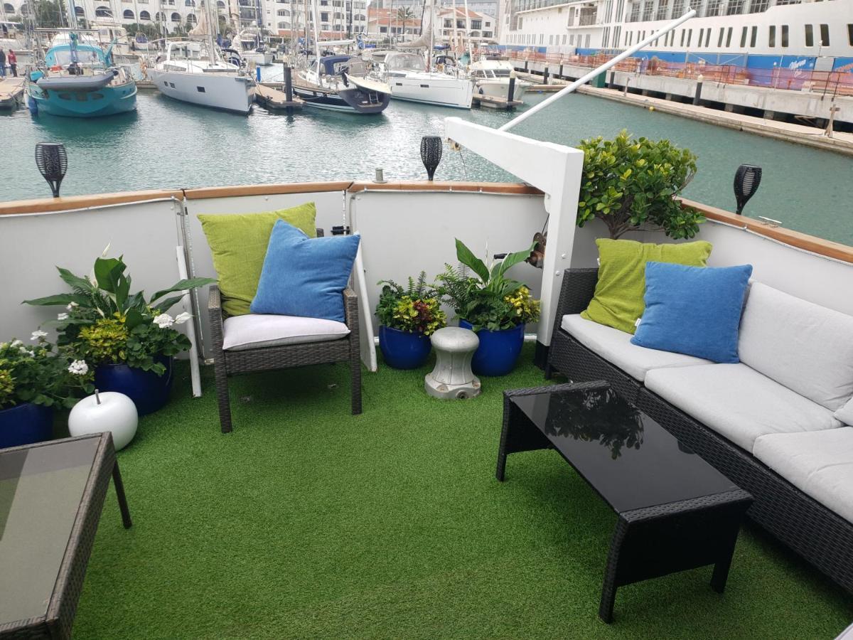 Jasmine Coral Jay Boutique Boatel Ocean Village Gibraltár Kültér fotó
