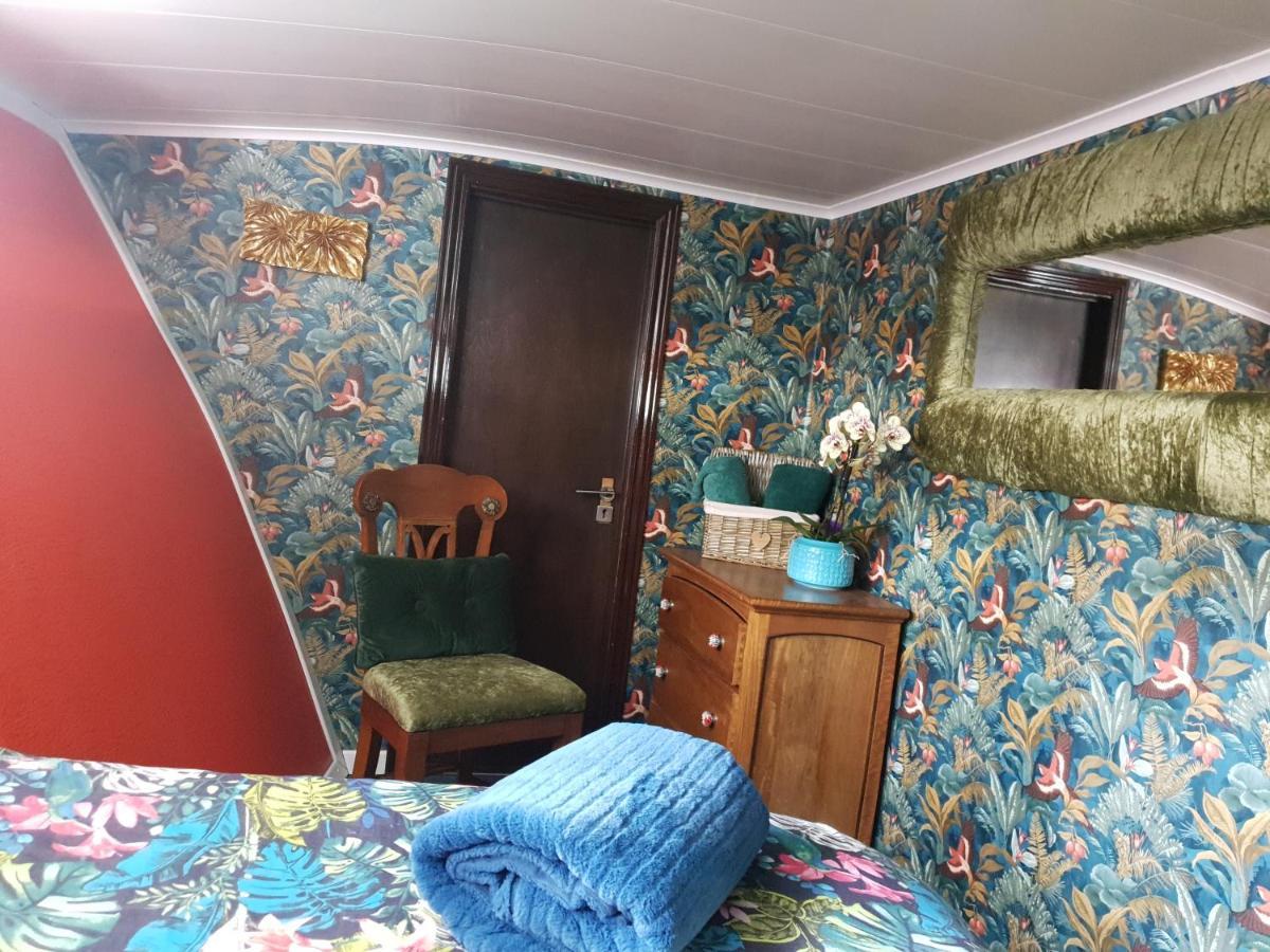 Jasmine Coral Jay Boutique Boatel Ocean Village Gibraltár Kültér fotó