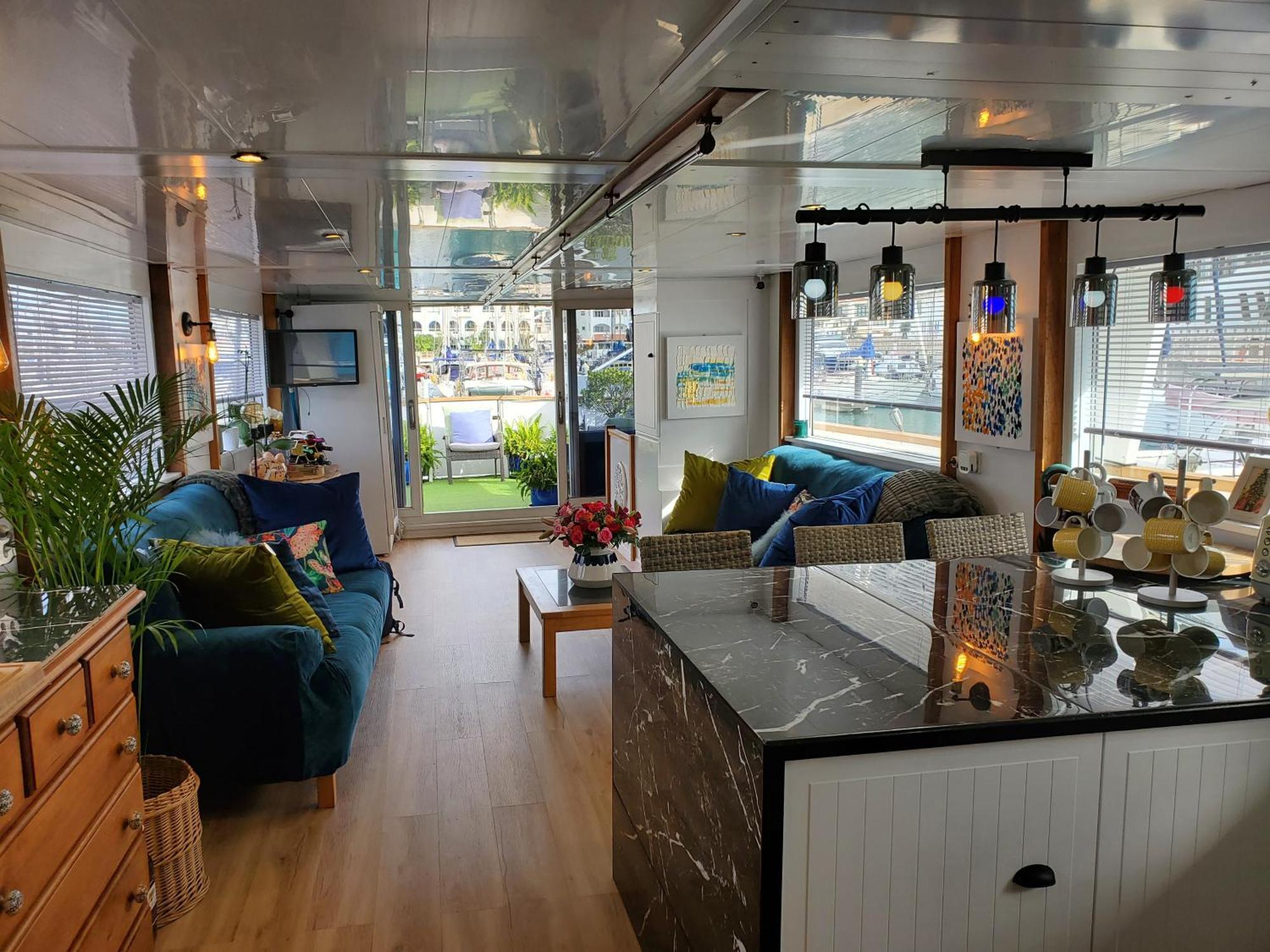 Jasmine Coral Jay Boutique Boatel Ocean Village Gibraltár Kültér fotó