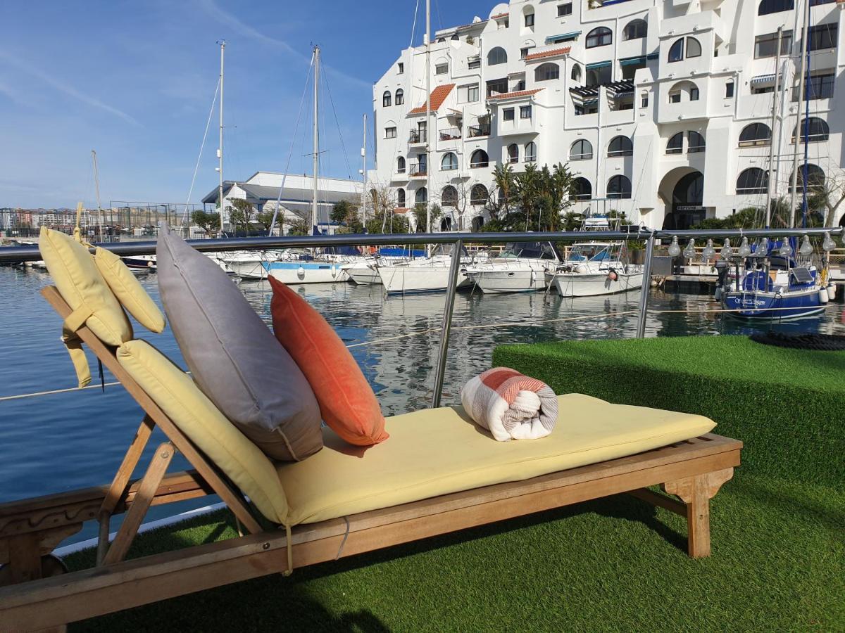 Jasmine Coral Jay Boutique Boatel Ocean Village Gibraltár Kültér fotó