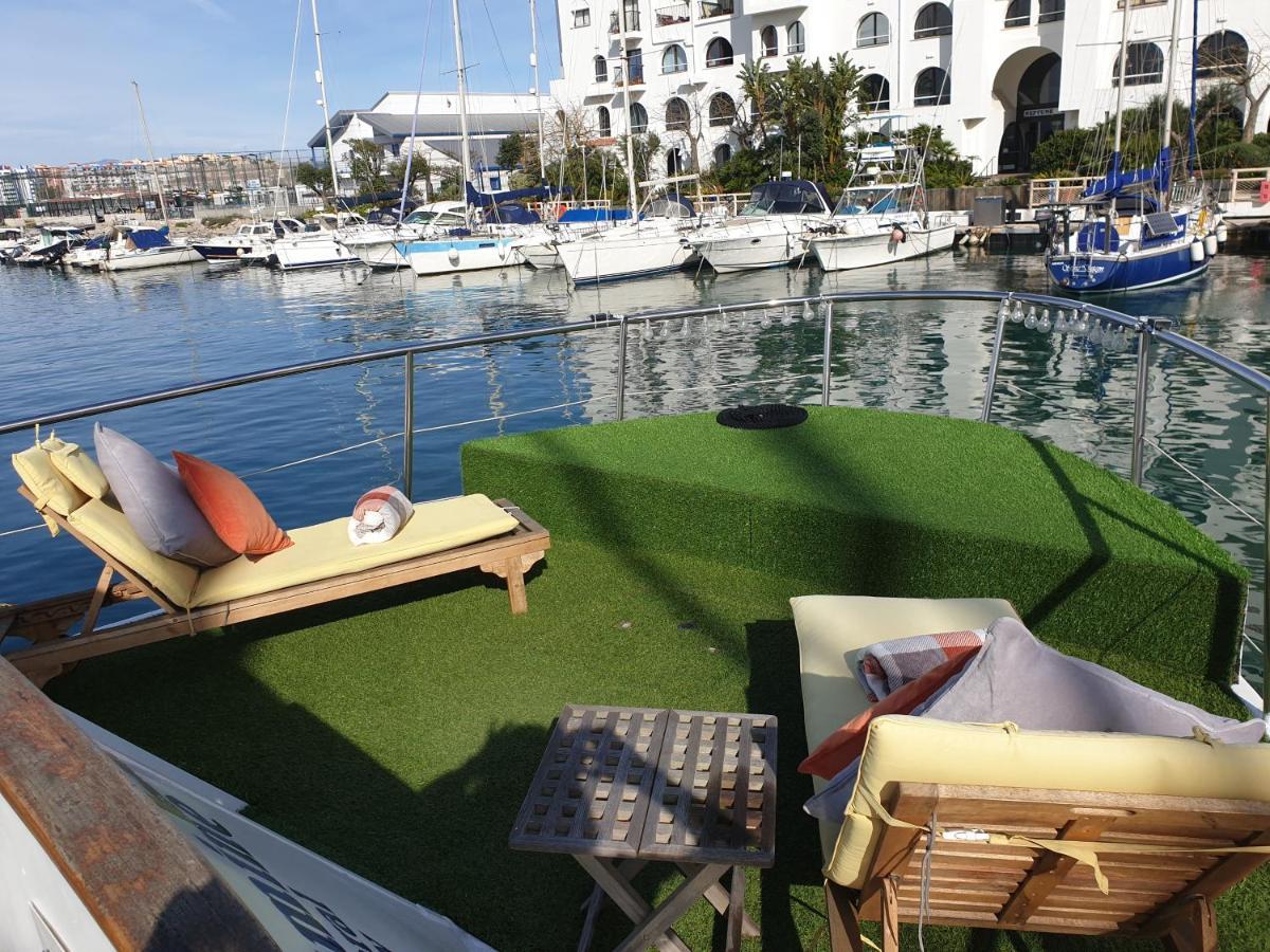 Jasmine Coral Jay Boutique Boatel Ocean Village Gibraltár Kültér fotó